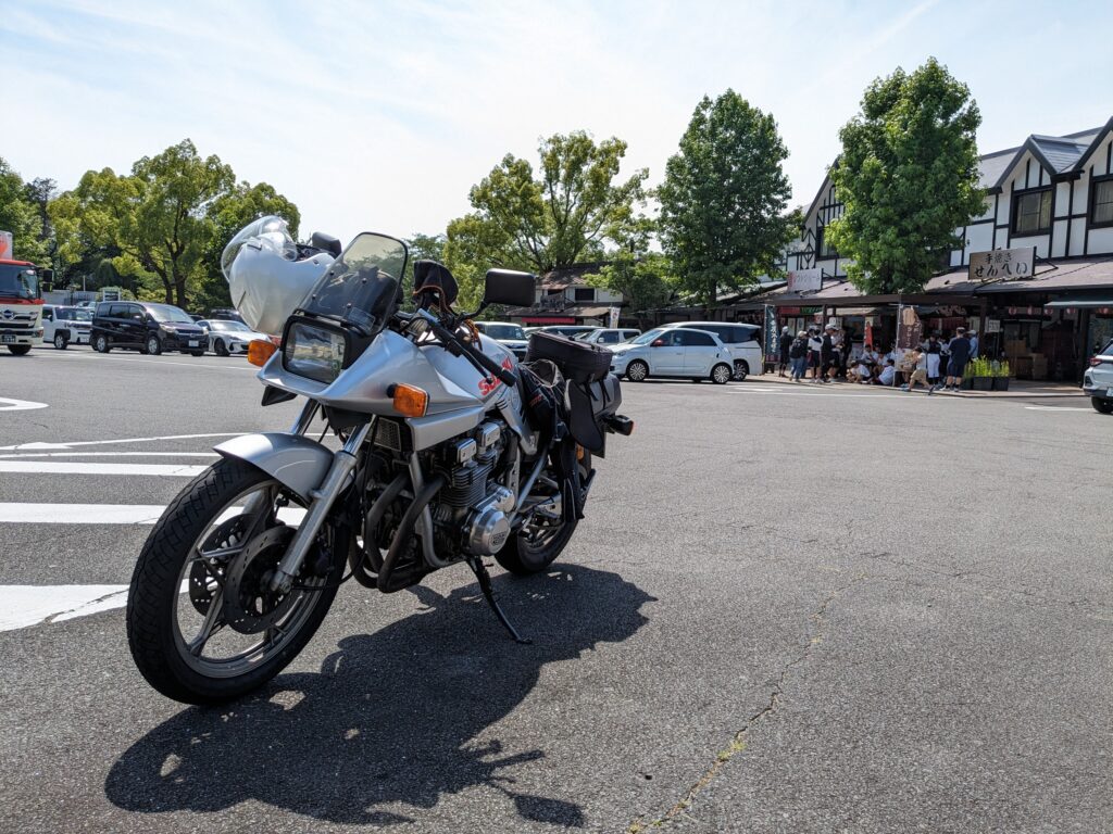 スズキ GSX1100Sカタナ