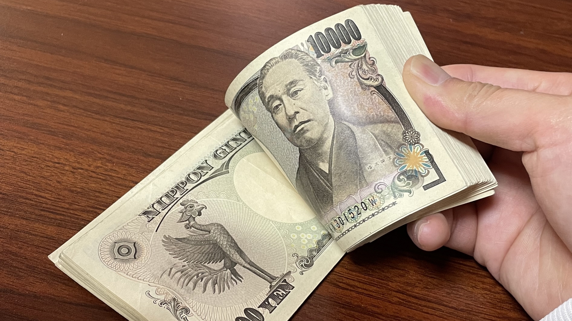 自動車窃盗の「懸賞金」と「報奨金」の違い？懸賞金は意味がある？