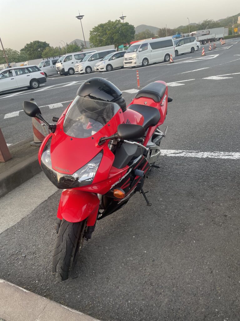 ホンダ CBR954RR ファイヤーブレード