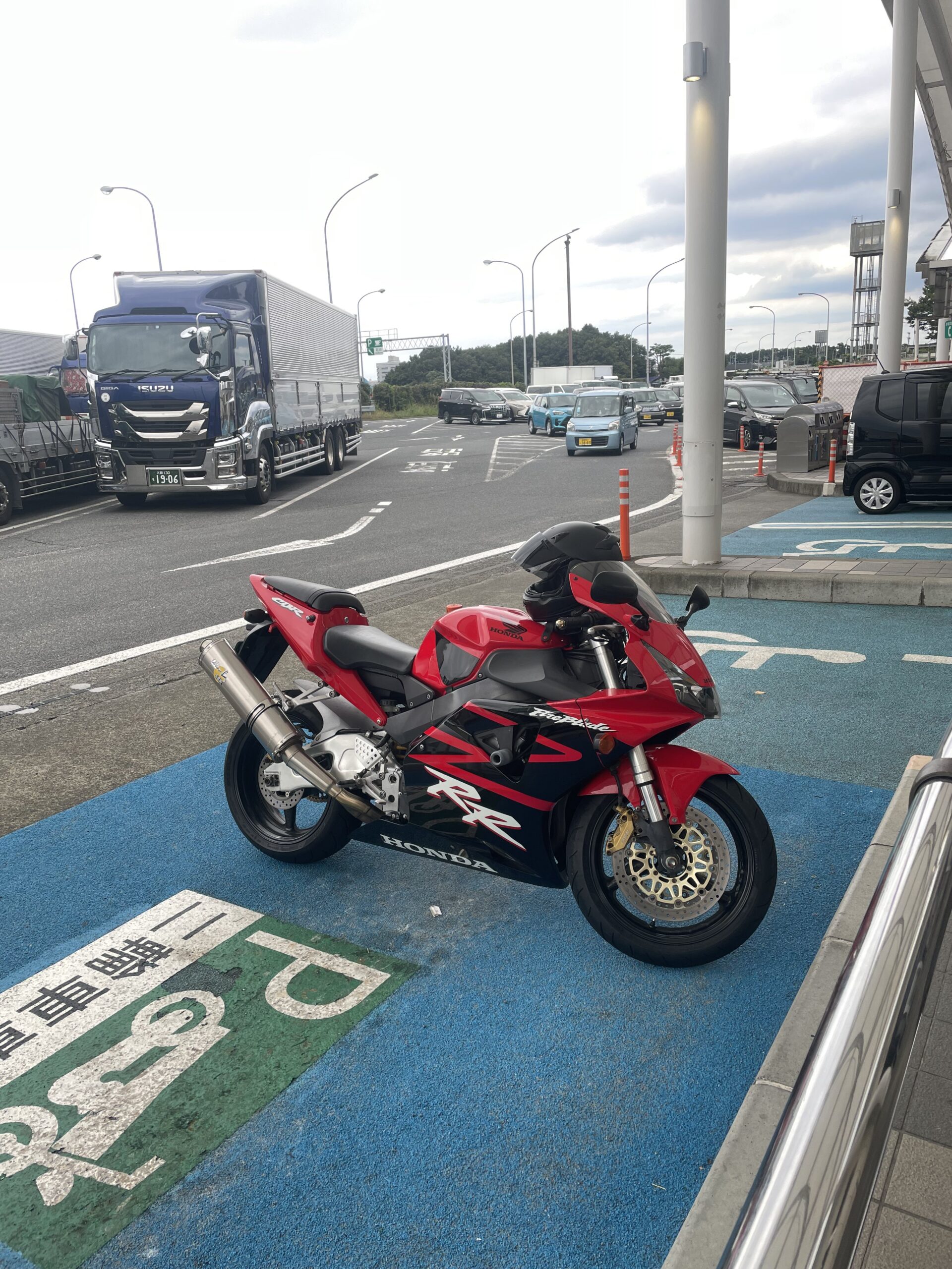 ホンダ CBR954RR ファイヤーブレード