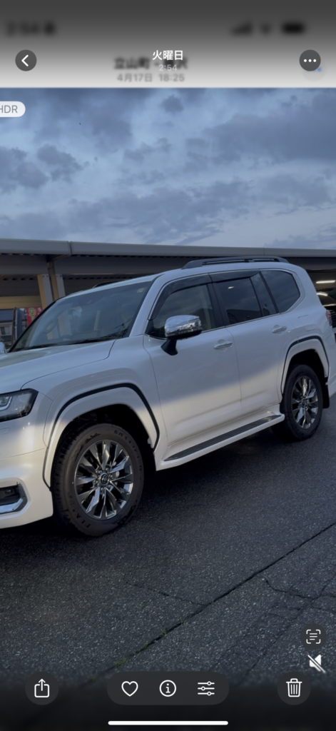 トヨタ ランドクルーザー 300