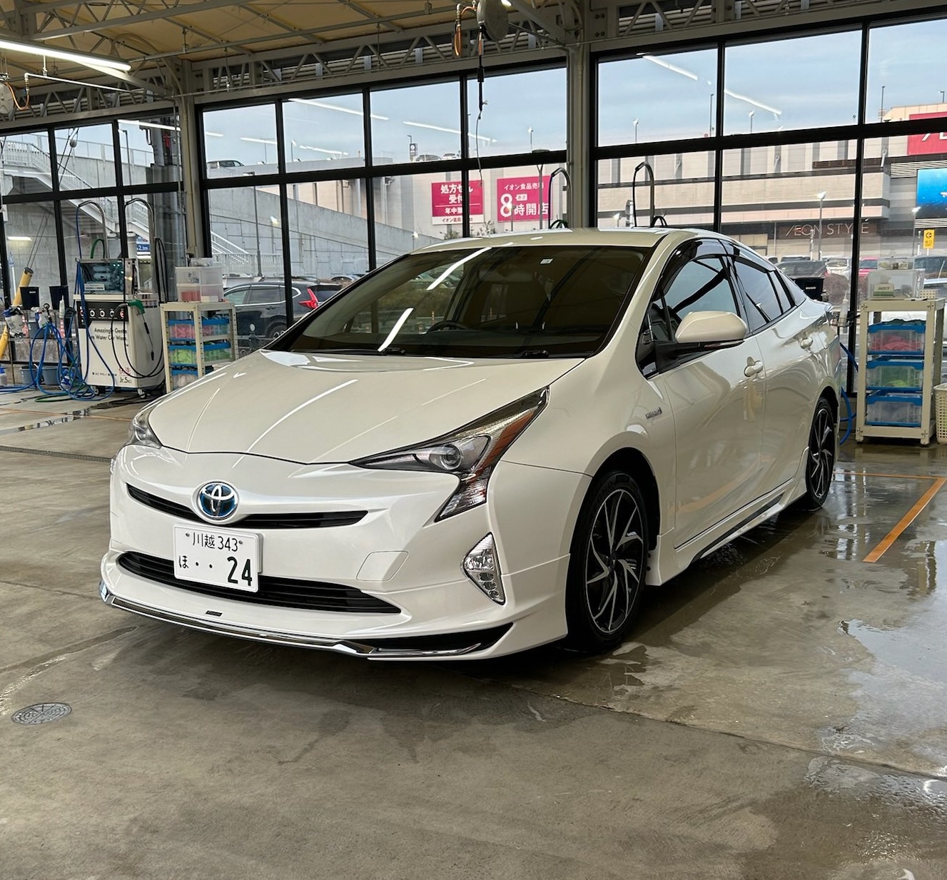 トヨタ プリウス