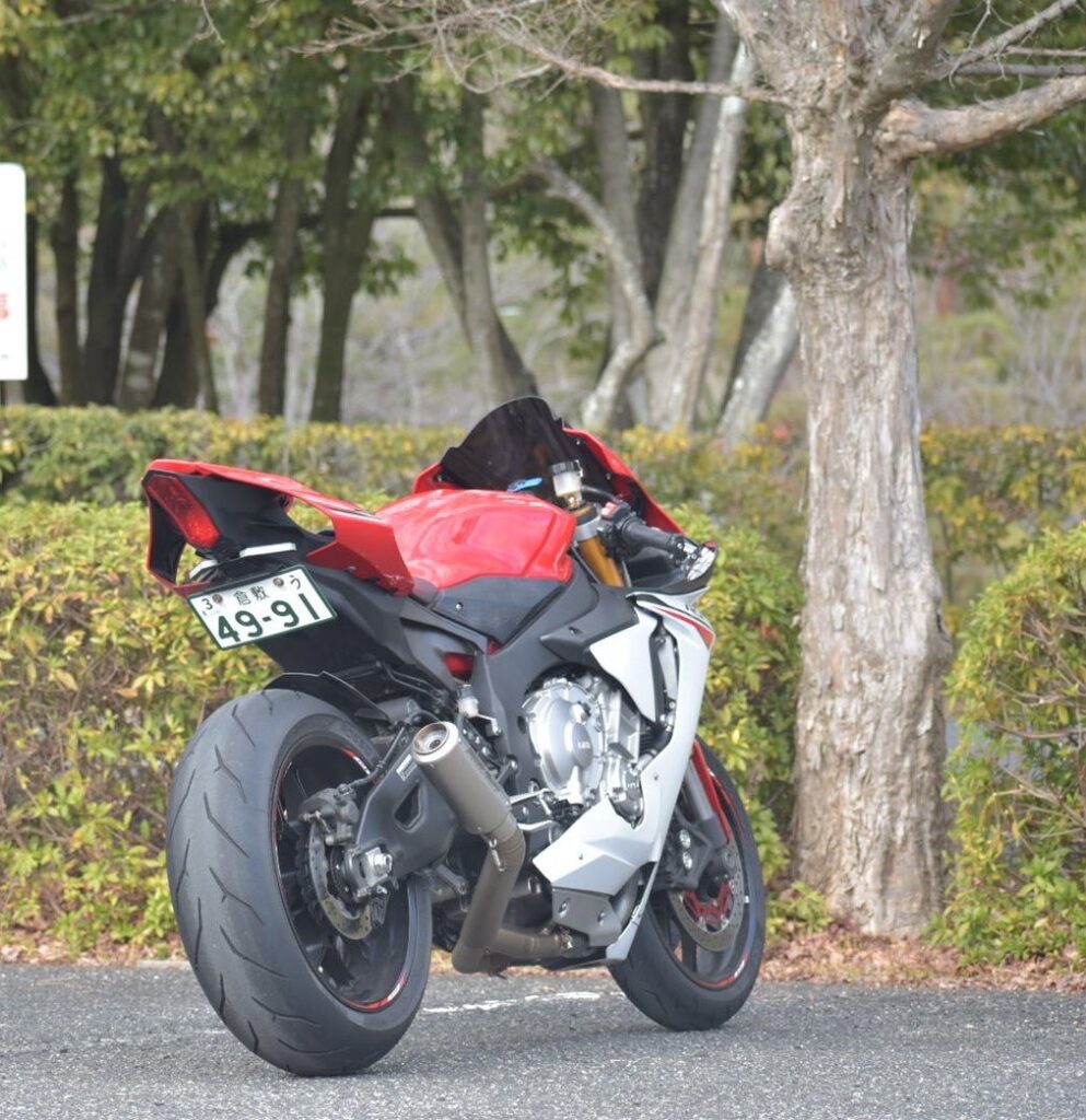 ヤマハ YZF-R1