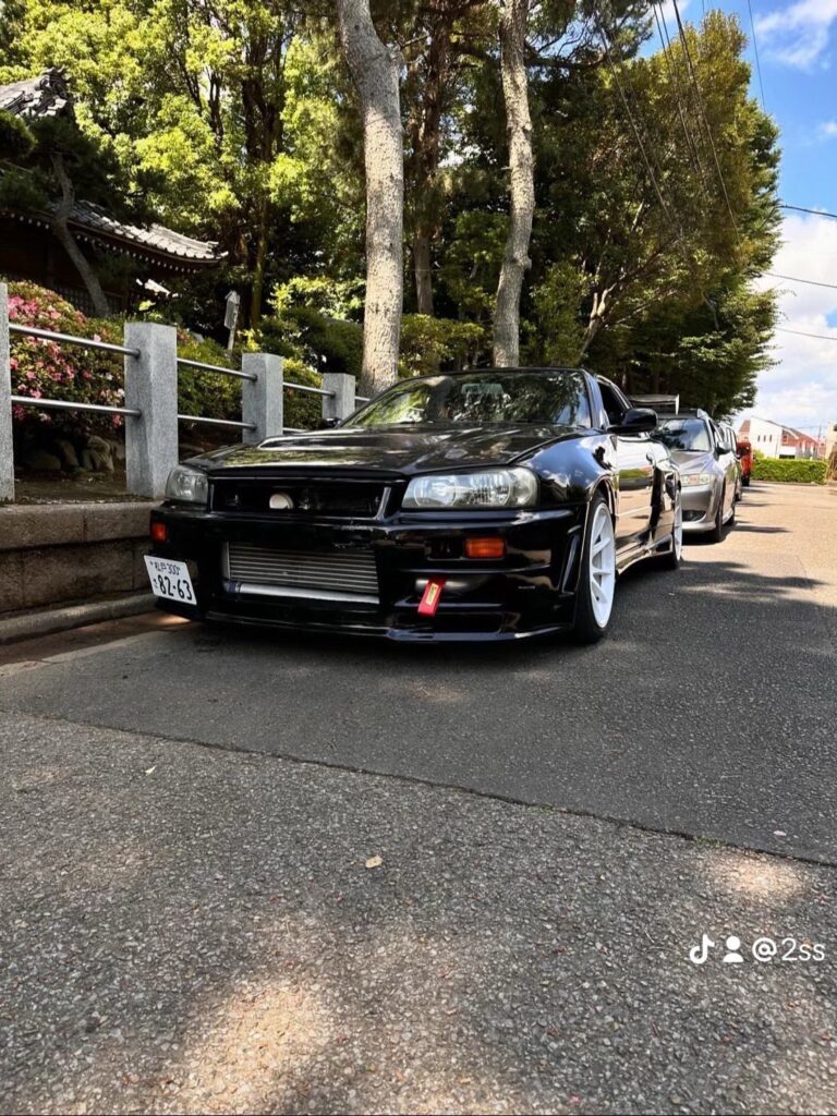 日産 スカイライン GT-R/BNR34