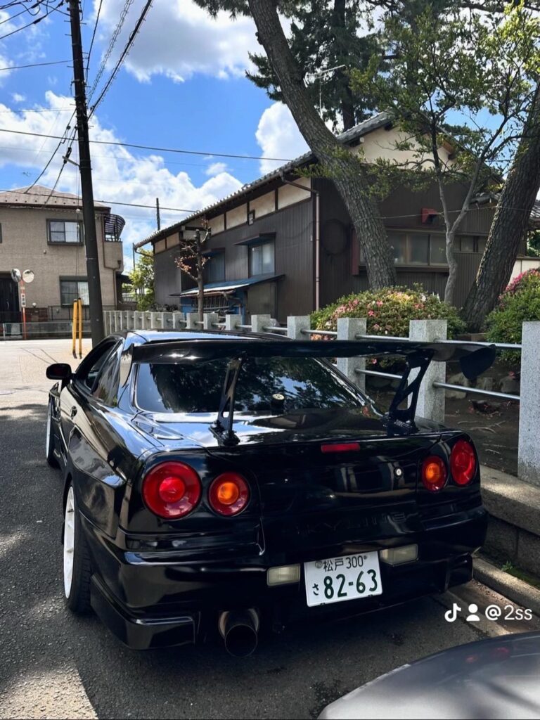 日産 スカイライン GT-R/BNR34