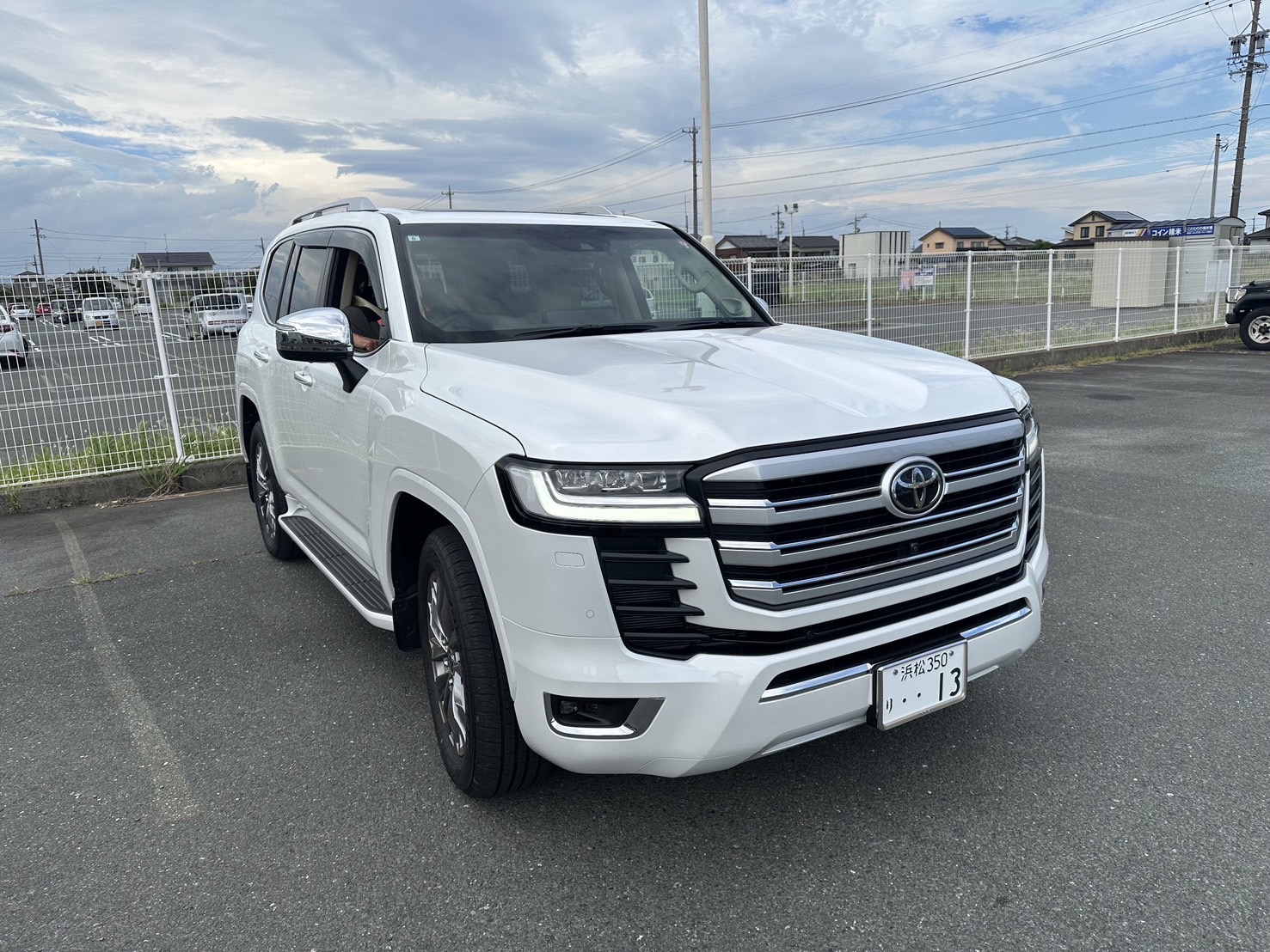 トヨタ  ランドクルーザー300