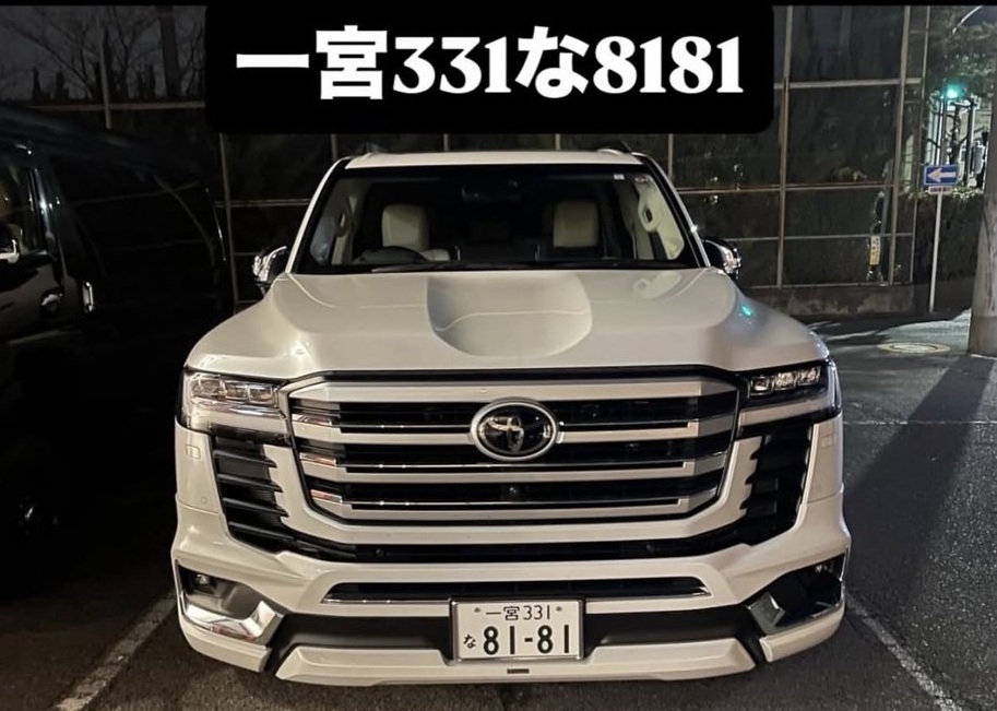 トヨタ ランドクルーザー300