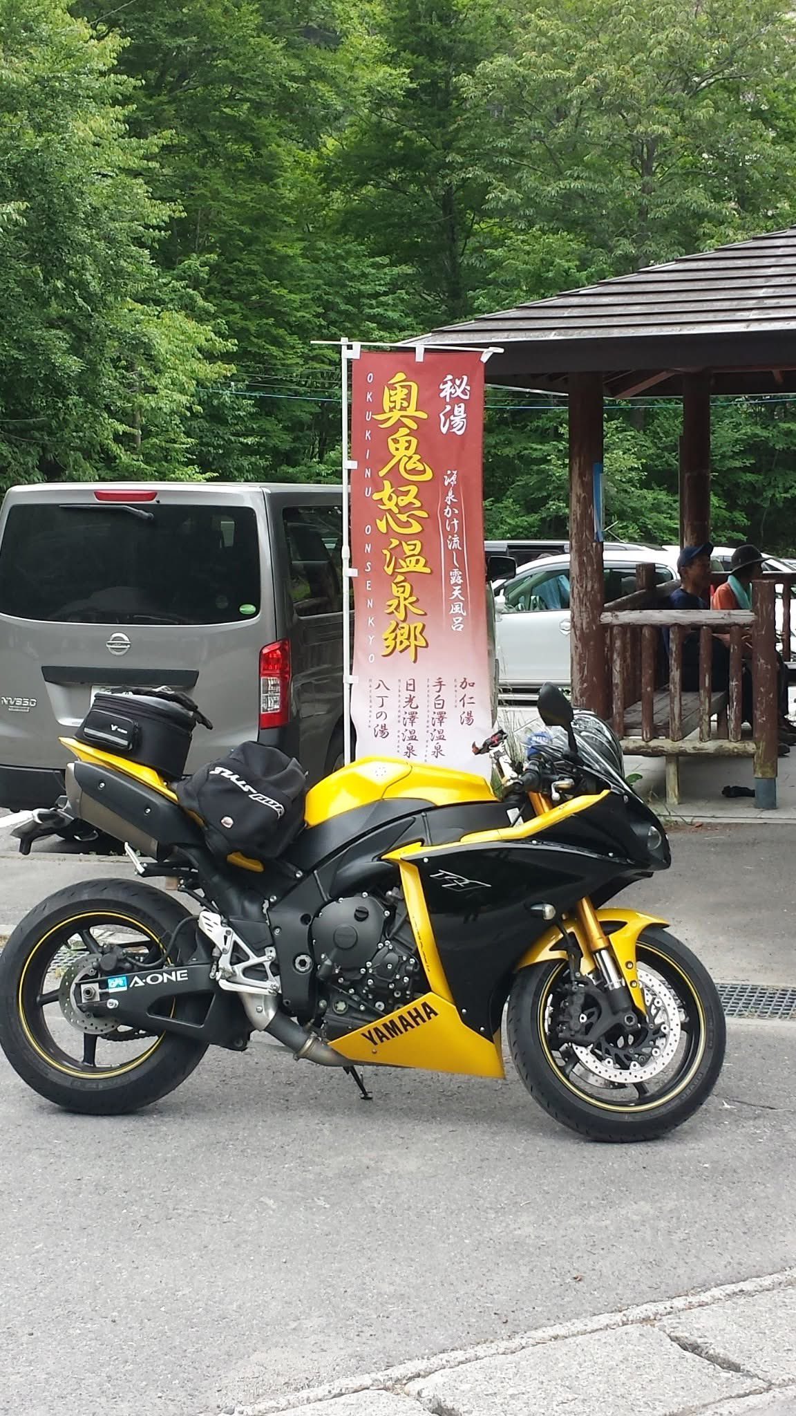 ヤマハ YZF-R1