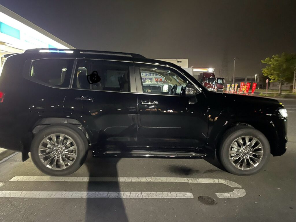 トヨタ ランドクルーザー300ZX