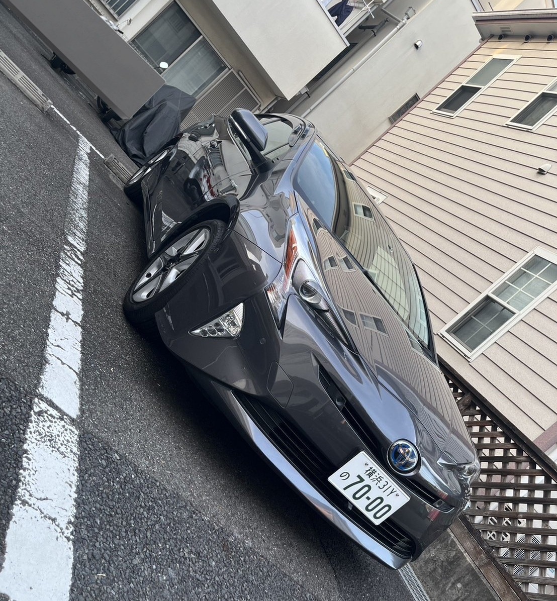 トヨタ プリウス