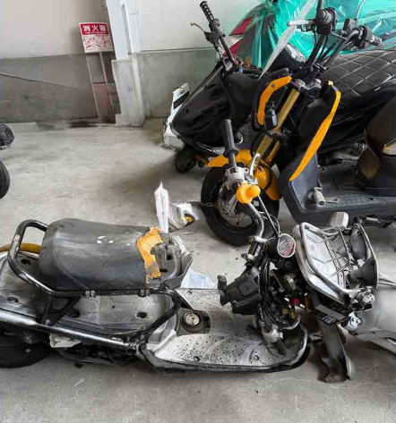 【自動車盗難関連News】「金がないから払えない」人のバイクで中学生が事故　賠償拒否に母絶句…「娘は泣き寝入りですか」（ENCOUNT)