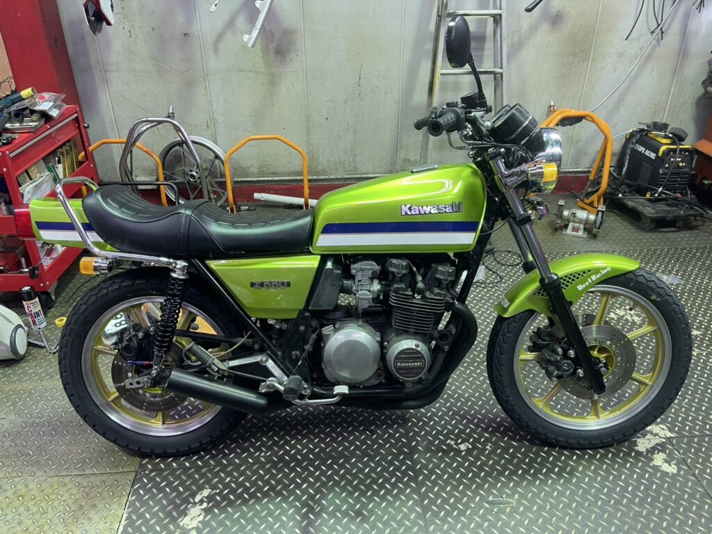 カワサキ Z550