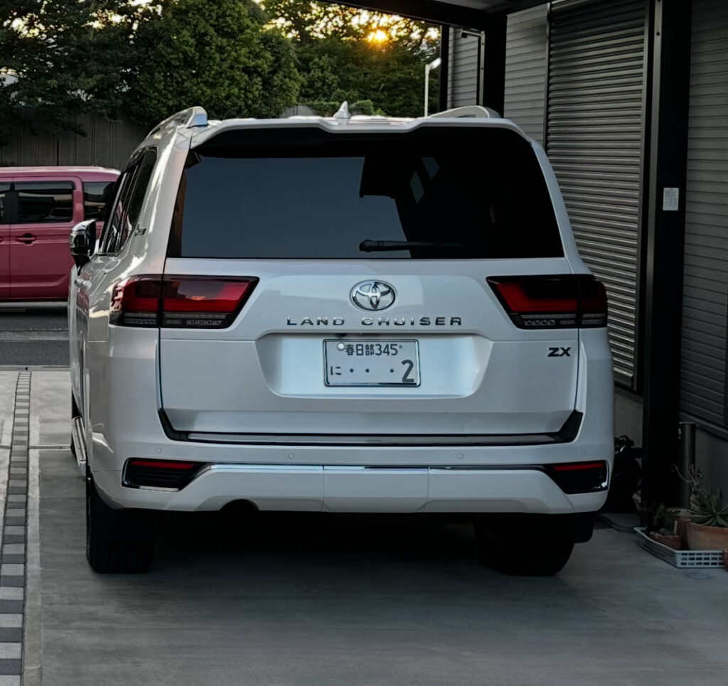 トヨタ ランドクルーザー300