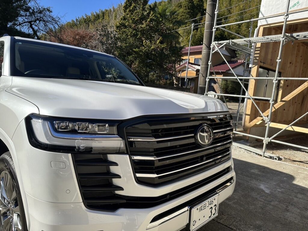 トヨタ ランドクルーザー300