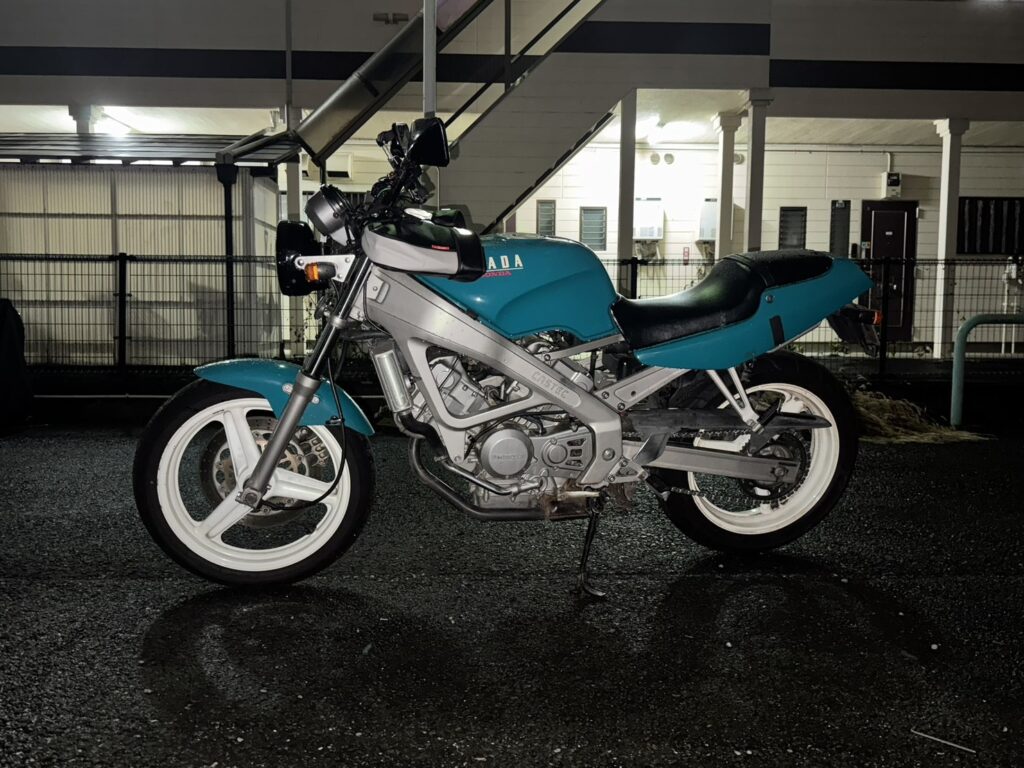 ホンダ VT250スパーダ