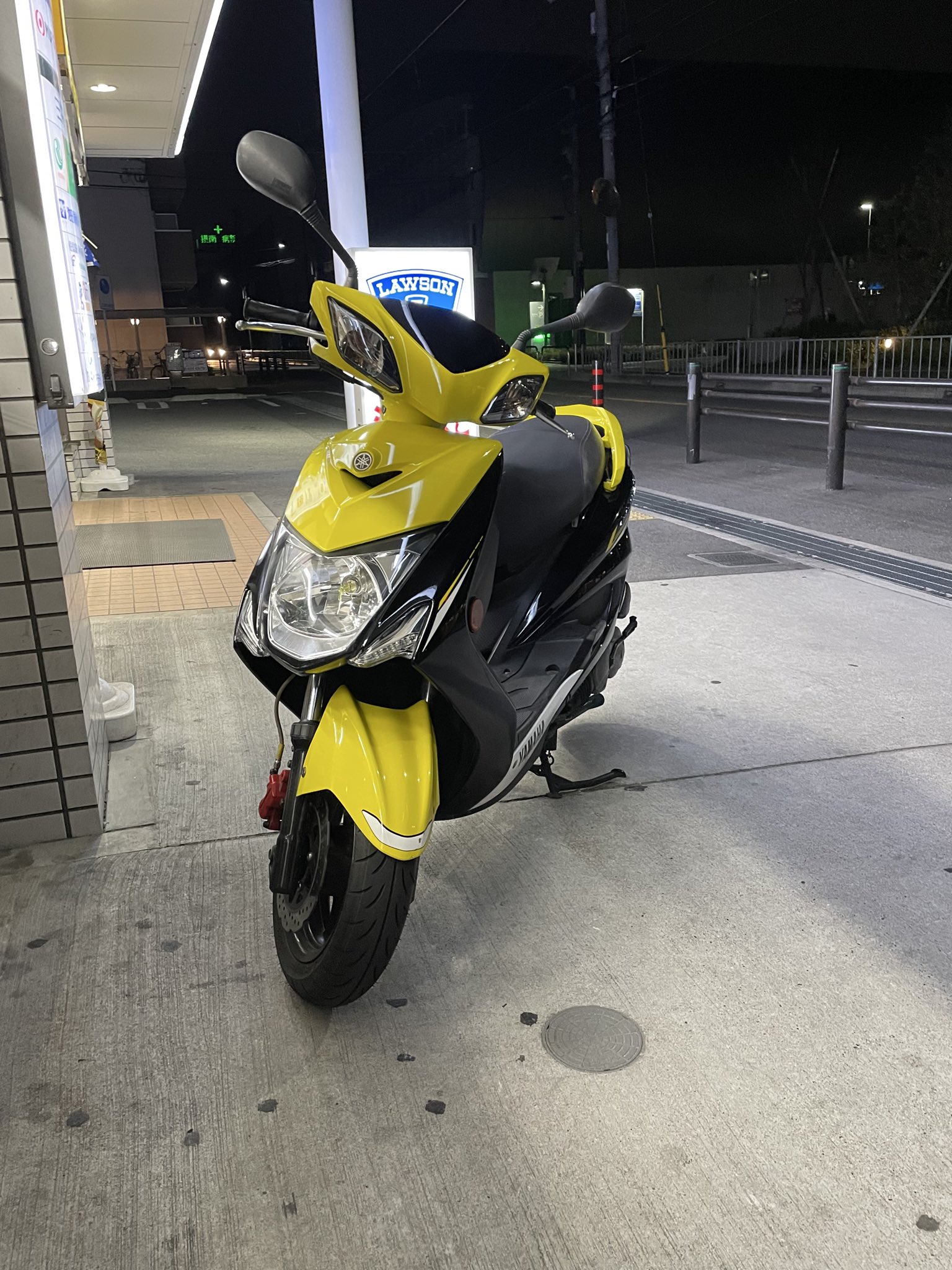 ヤマハ シグナスX SR