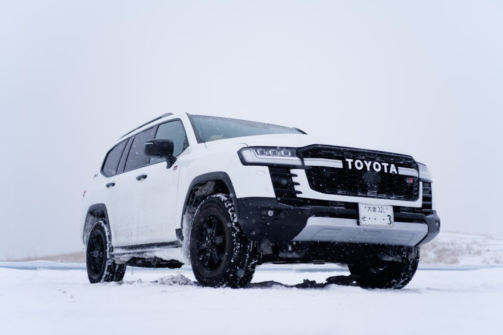 トヨタ ランドクルーザー 300